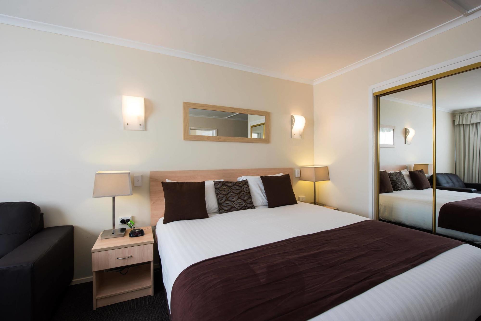 Best Western Balmoral Motor Inn Glenorchy Bagian luar foto