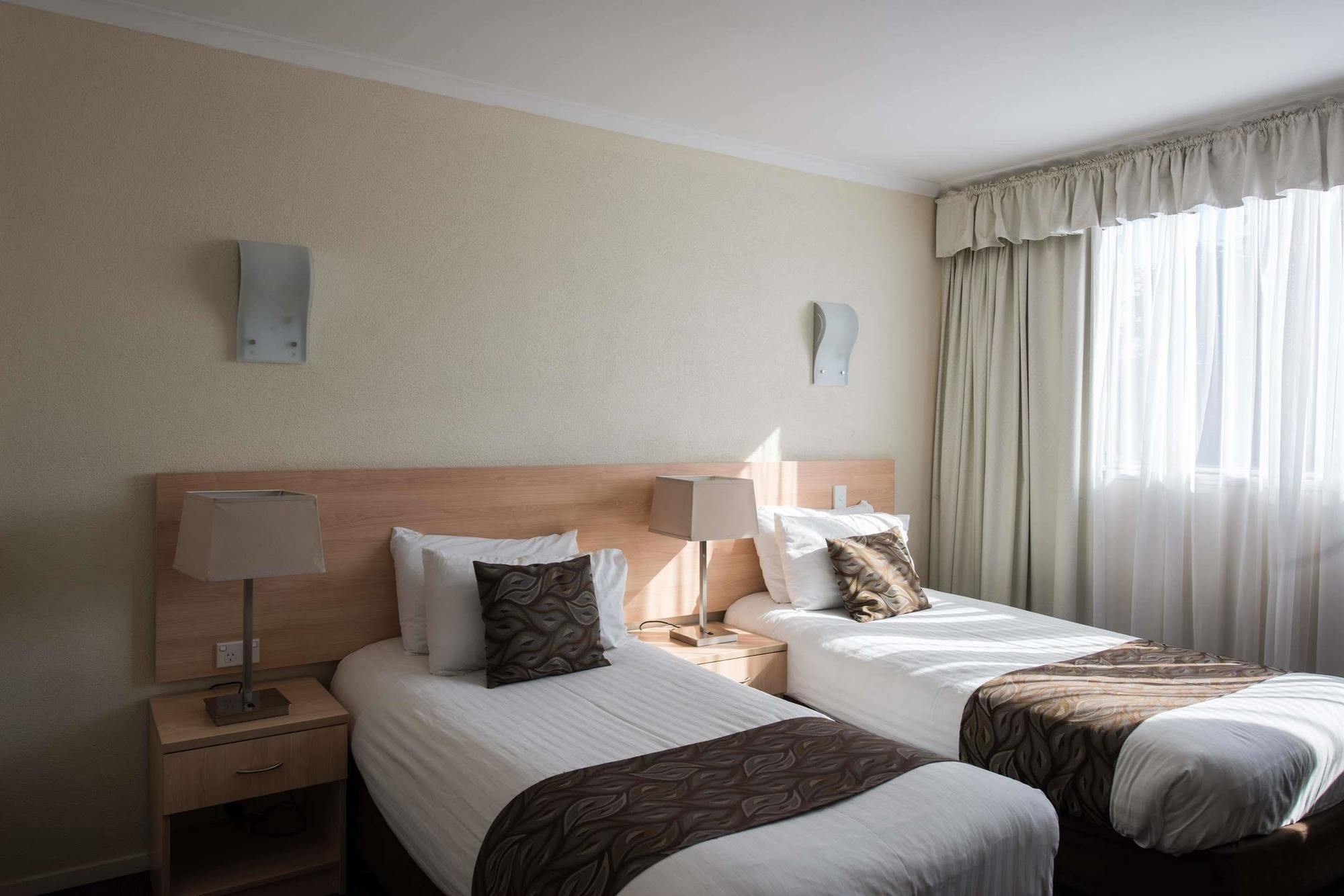 Best Western Balmoral Motor Inn Glenorchy Bagian luar foto